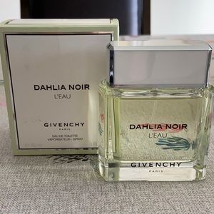 Givenchy Dahlia Noir Eau De Toilette